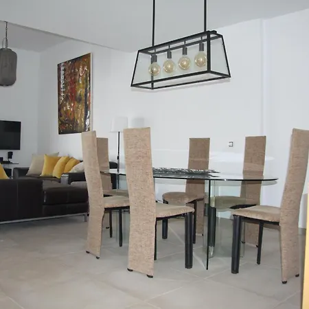 Mit Pool Fuer 2 Personen Und 4 Hébergement de vacances Caleta de Fuste